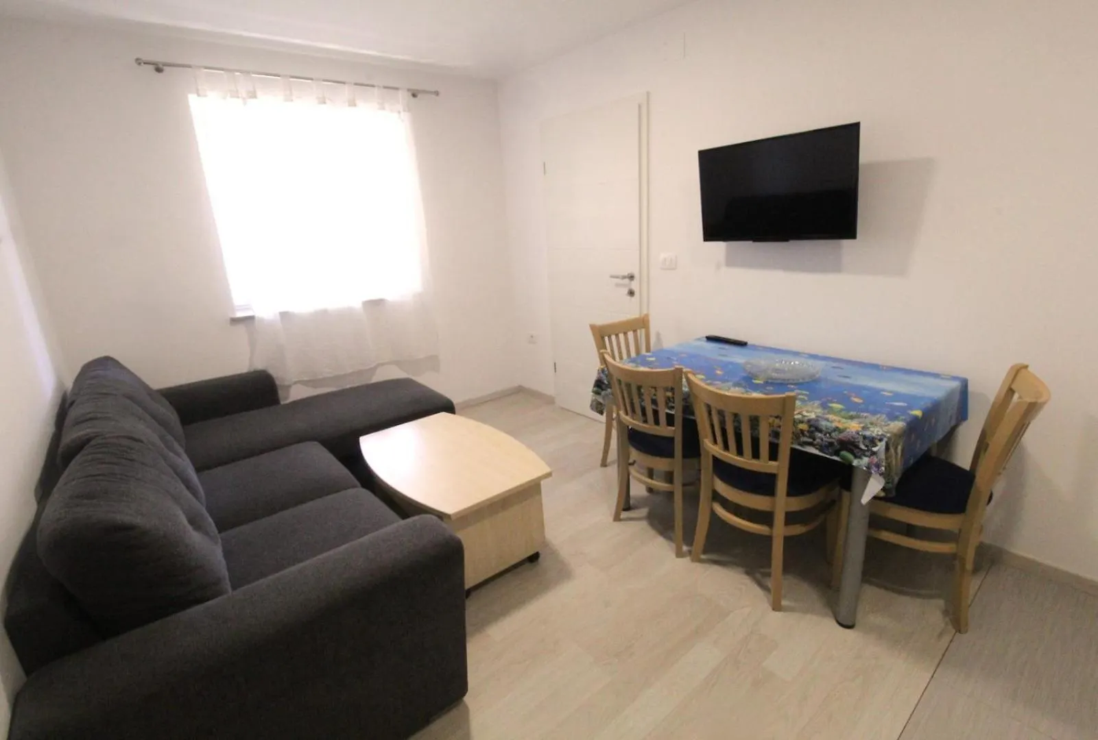 Apartments Sidro 萨武德里亚